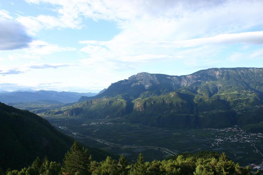 Panoramapension Etschblick Hotel เมลตินา ภายนอก รูปภาพ